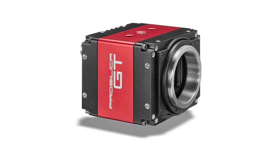 Large format CMOS cameras supersede CCD versions